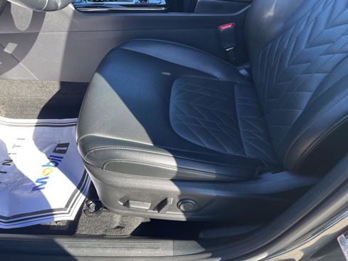 Used 2024 Kia Sportage X-Line w/ X-Line Premium Package image 3