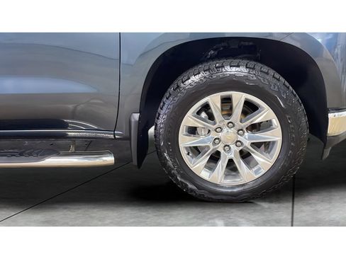 Used 2021 Chevrolet Silverado 1500 LTZ AWD/4WD image 20