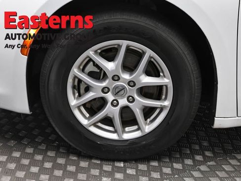 Used 2023 Chrysler Voyager LX FWD image 31