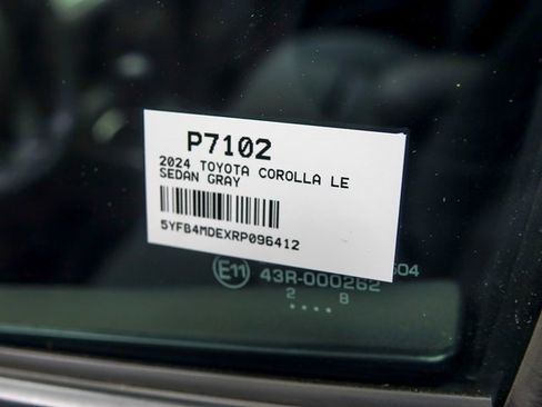 Certified 2024 Toyota Corolla LE image 27