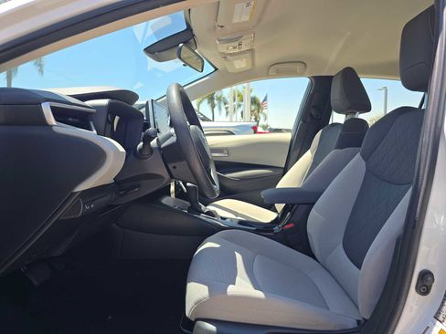 Used 2021 Toyota Corolla LE w/ Carpet Mat Package (TMS) FWD image 22