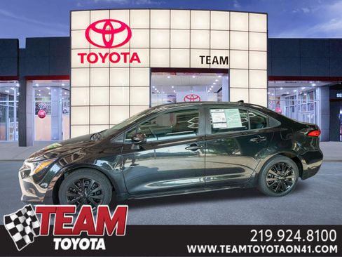 Used 2020 Toyota Corolla LE FWD image 1