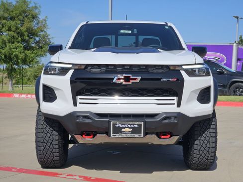 New 2026 Chevrolet Colorado ZR2 w/ Technology Package AWD/4WD image 6