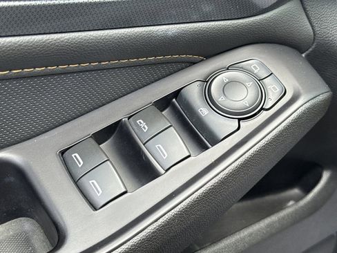Used 2020 Chevrolet Traverse Premier w/ Redline Edition FWD image 31