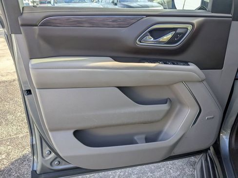 Used 2021 Chevrolet Tahoe LT image 11