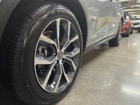 Certified 2023 Acura MDX SH-AWD w/ Technology Package image 12