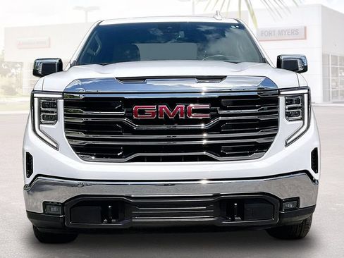 Used 2025 GMC Sierra 1500 SLT RWD image 22