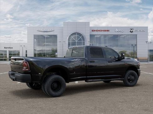 New 2026 RAM 3500 Tradesman AWD/4WD image 30