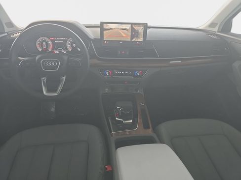 Certified 2023 Audi Q5 2.0T Premium Plus w/ Premium Plus Package AWD/4WD image 9