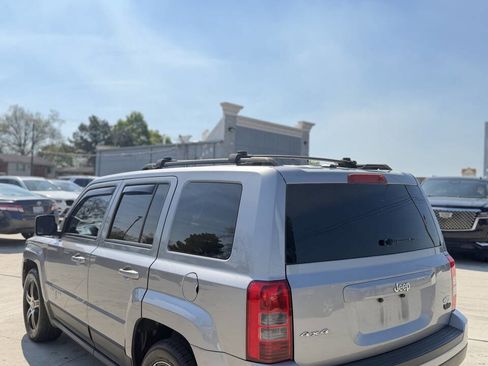 Used 2015 Jeep Patriot High Altitude AWD/4WD image 5