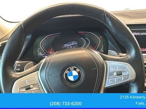 Used 2022 BMW X7 xDrive40i w/ Premium Package AWD/4WD image 31