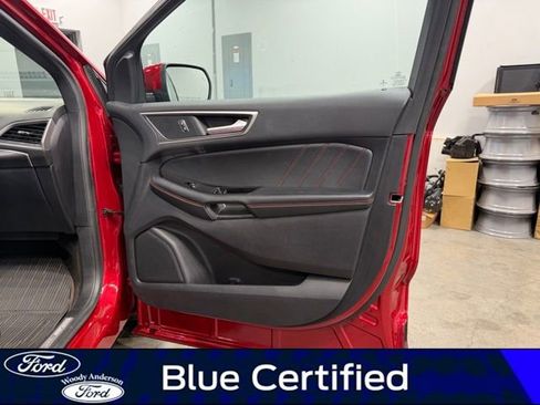 Certified 2020 Ford Edge ST-Line image 30