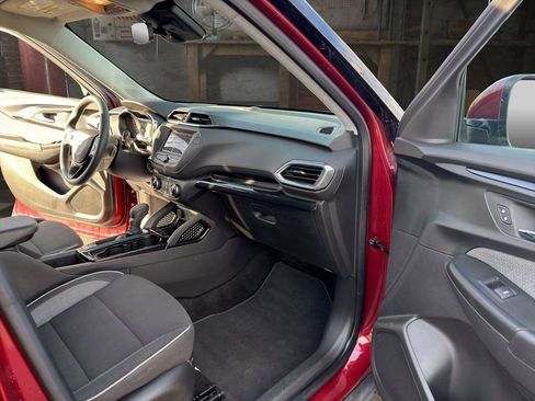 Certified 2023 Chevrolet TrailBlazer LT FWD image 14
