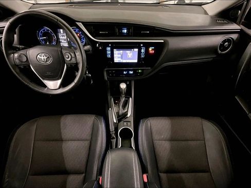 Used 2018 Toyota Corolla SE image 14