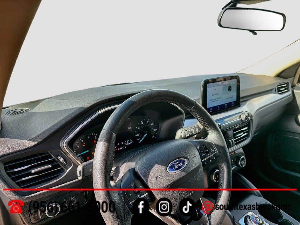 Used 2020 Ford Escape SEL FWD image 12