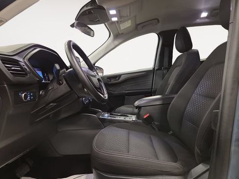 Used 2025 Ford Escape Active AWD/4WD image 11