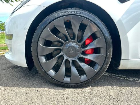 Used 2022 Tesla Model 3 Performance AWD/4WD image 11