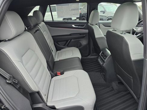 New 2026 Volkswagen Atlas Cross Sport SEL R-Line image 44