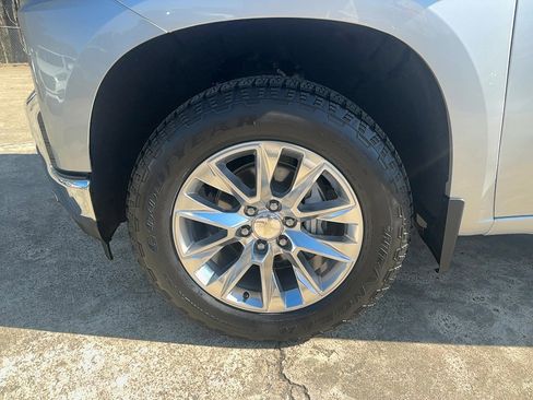 Used 2021 Chevrolet Silverado 1500 LTZ image 9