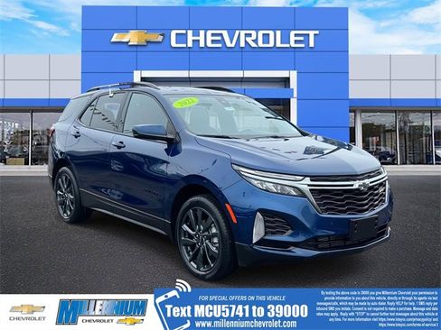 Used 2022 Chevrolet Equinox RS image 1