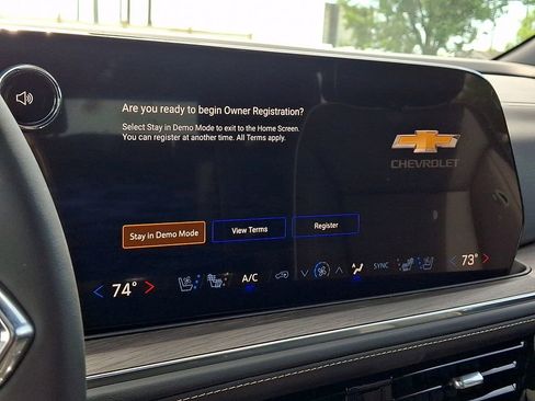 New 2026 Chevrolet Suburban Premier w/ Sun And Tow Package AWD/4WD image 14