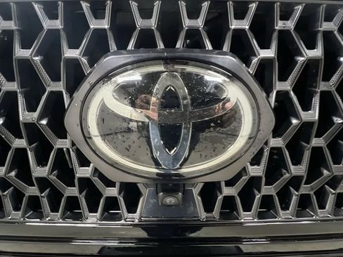 Certified 2023 Toyota Tacoma Limited w/ Nightshade Package image 31