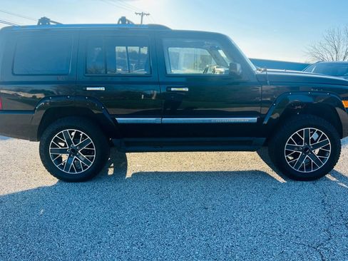 Used 2008 Jeep Commander Overland image 4