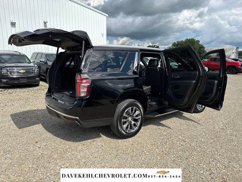 Used 2024 Chevrolet Tahoe LT w/ LT Signature Package AWD/4WD image 38