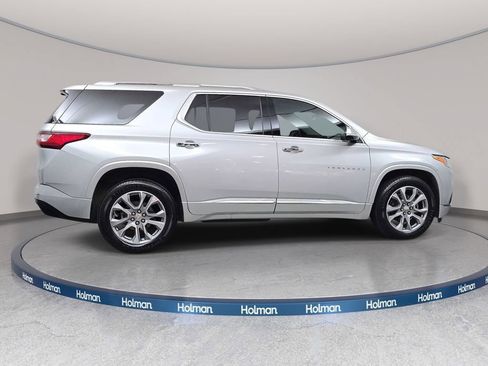 Used 2020 Chevrolet Traverse Premier AWD/4WD image 5