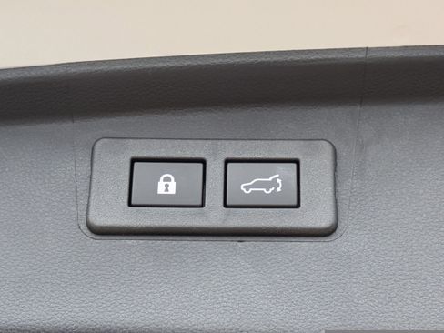 Certified 2025 Subaru Outback Touring XT w/ Popular Package #2 image 14