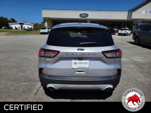 Certified 2020 Ford Escape SE image 5