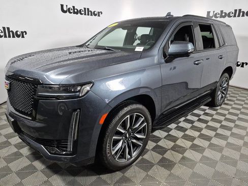 Used 2021 Cadillac Escalade Sport image 3