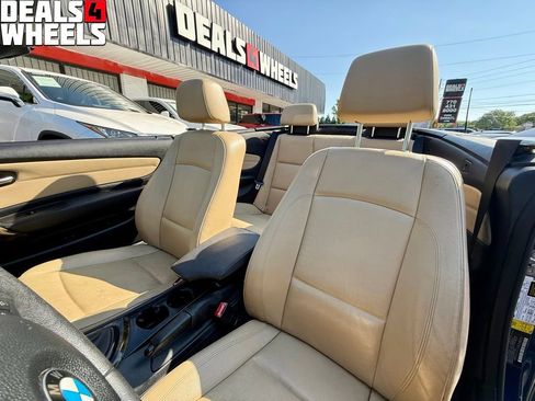 Used 2011 BMW 128i Convertible RWD image 13