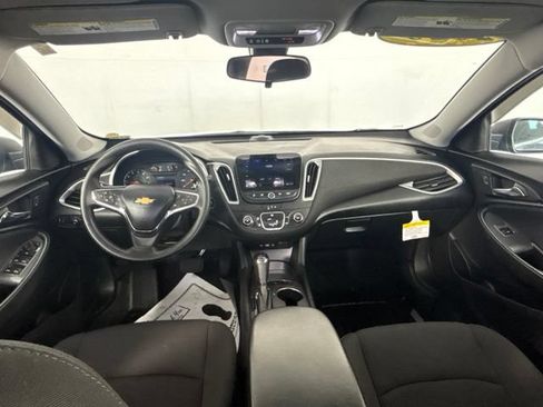 Used 2020 Chevrolet Malibu LS w/ LPO, Convenience Package 1 FWD image 17