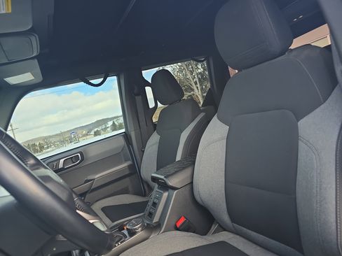 Used 2023 Ford Bronco Big Bend image 15
