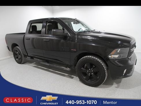 Used 2016 RAM 1500 Express w/ Black Ram 1500 Express Group image 1