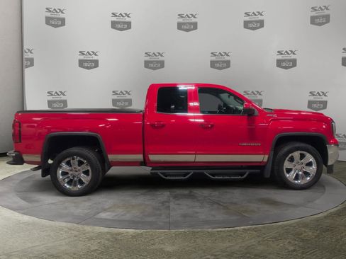 Used 2017 GMC Sierra 1500 SLE w/ SLE Value Package image 6