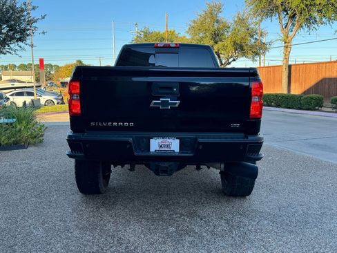 Used 2017 Chevrolet Silverado 2500 LTZ w/ Duramax Plus Package image 9