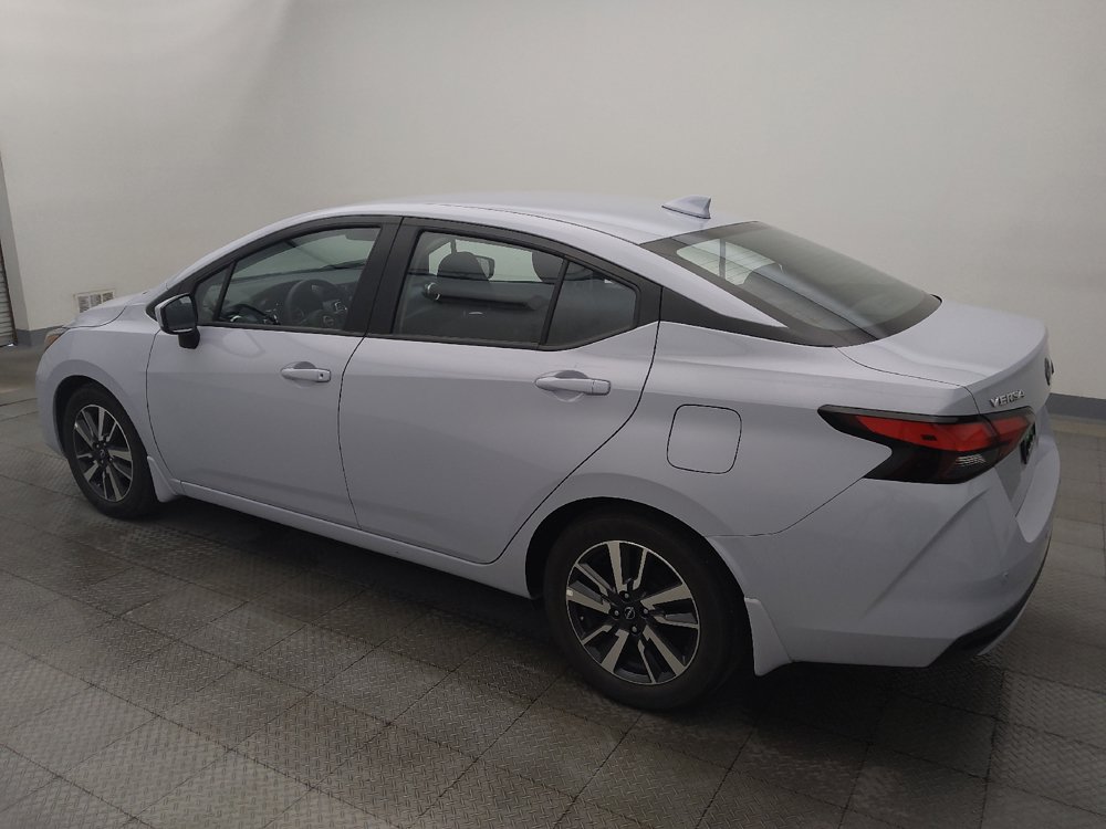 Used 2025 Nissan Versa SV w/ Trunk Package FWD image 3