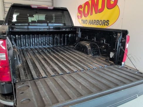 Certified 2022 Chevrolet Silverado 1500 LT AWD/4WD image 30