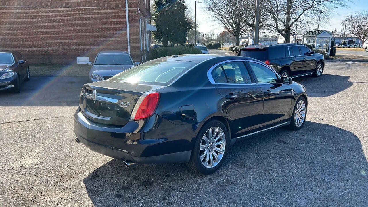 Used 2010 Lincoln MKS AWD image 5