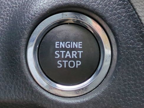 Used 2024 Toyota RAV4 XLE w/ Convenience Package FWD image 27
