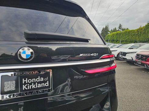 Used 2025 BMW X7 xDrive40i AWD/4WD image 15