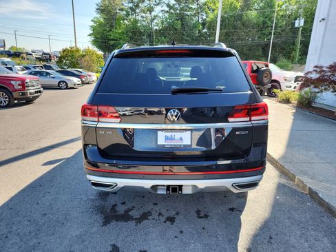 Used 2021 Volkswagen Atlas SE w/ Panoramic Sunroof Package AWD/4WD image 4