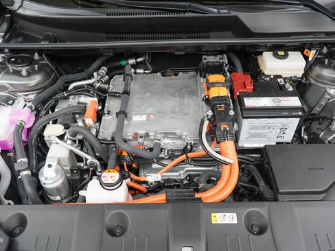 Used 2026 Toyota bZ AWD/4WD image 32