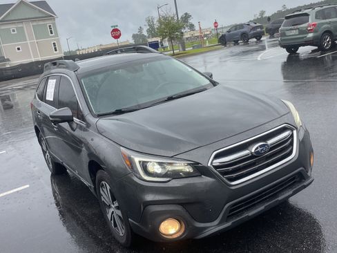 Used 2019 Subaru Outback 2.5i Limited AWD/4WD image 2