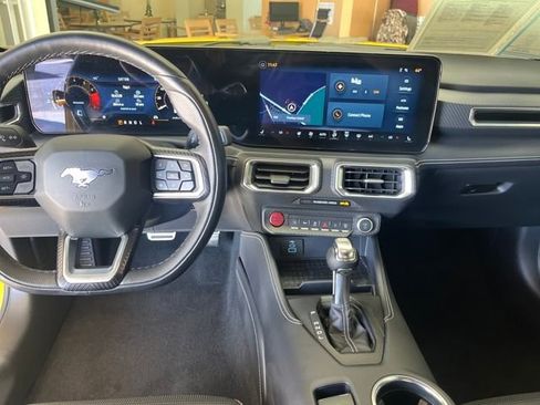 Used 2024 Ford Mustang Premium image 15