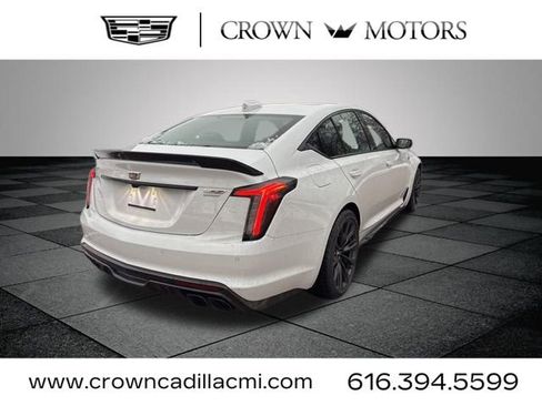 New 2026 Cadillac CT5 V Blackwing w/ Carbon Fiber 2 Package image 11