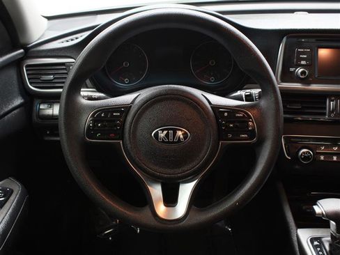 Used 2016 Kia Optima LX image 13