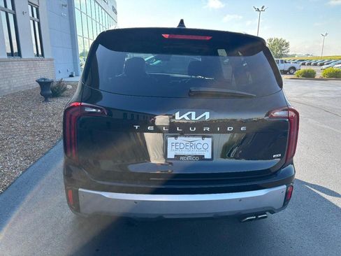 Used 2023 Kia Telluride S w/ S Sunroof Package AWD/4WD image 4